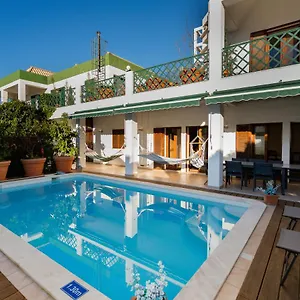 In Elite Residential Area Of Villa Faro